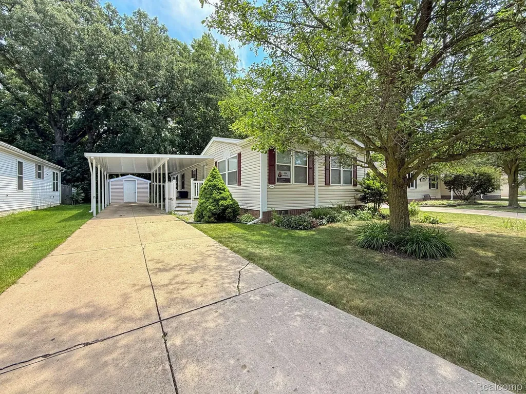 416 Raisin River Drive Adrian City MI 49221