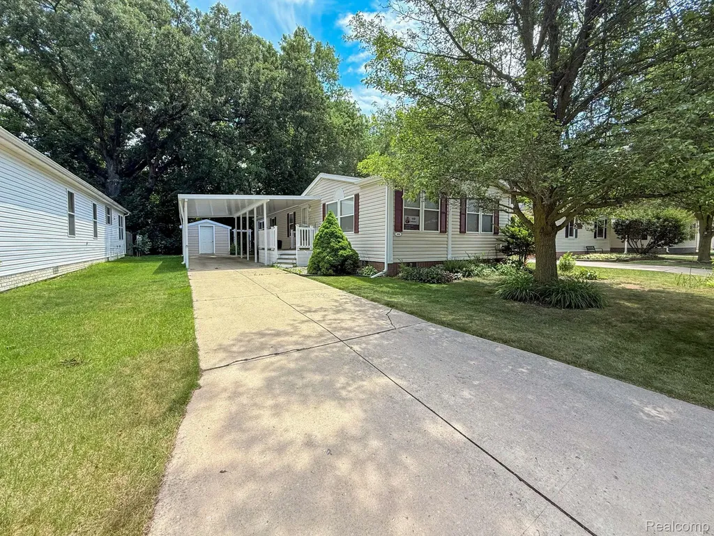 416 Raisin River Drive Adrian City MI 49221