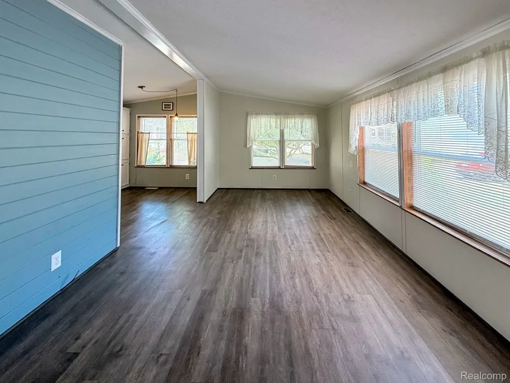 416 Raisin River Drive Adrian City MI 49221