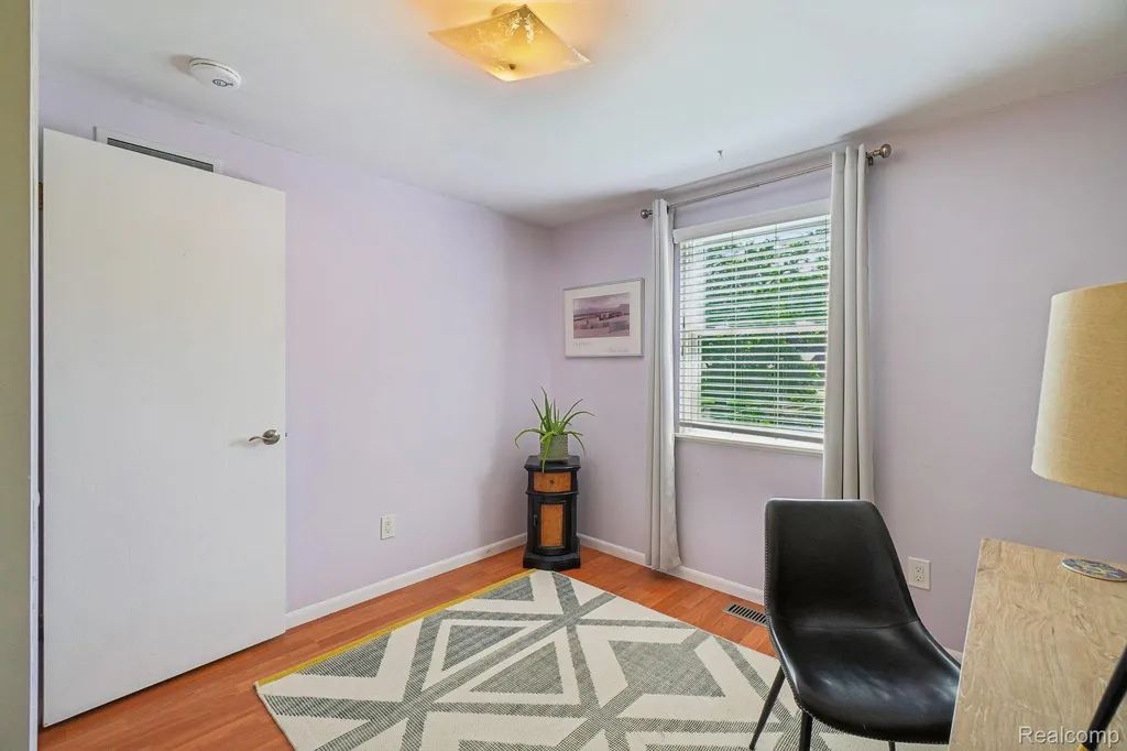 2714 Silverstone Lane Waterford Charter Township MI 48329