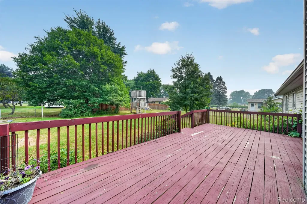 1705 Wild Cherry Lane Mayfield Township MI 48446