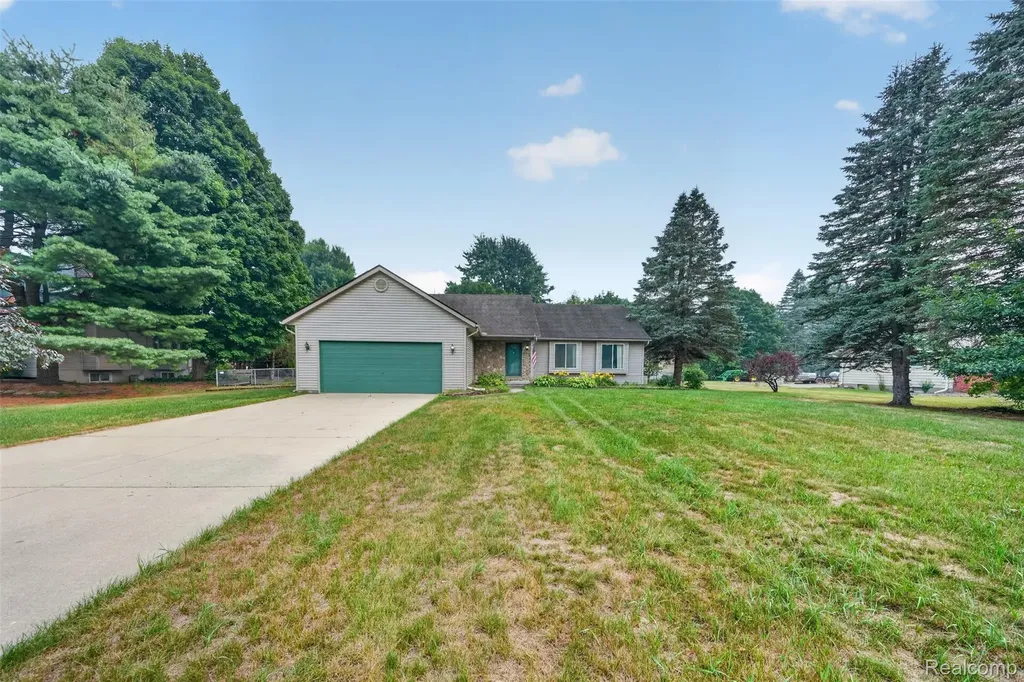 1705 Wild Cherry Lane Mayfield Township MI 48446