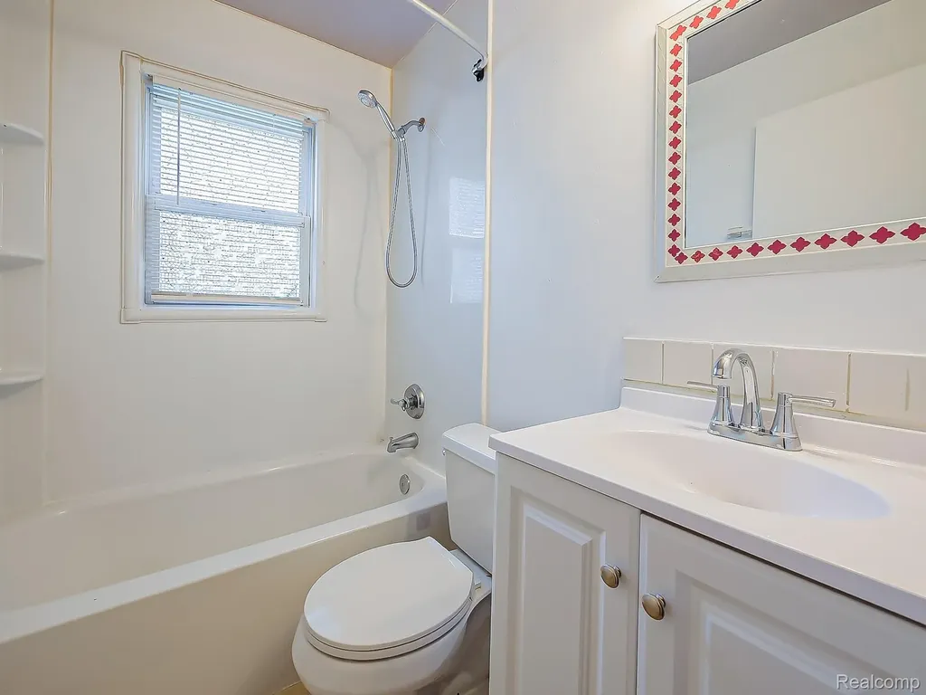 13957 San Jose Avenue Redford Charter Township MI 48239