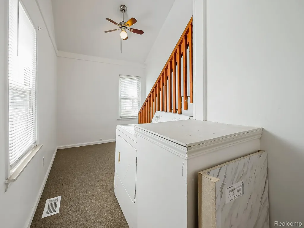 13957 San Jose Avenue Redford Charter Township MI 48239