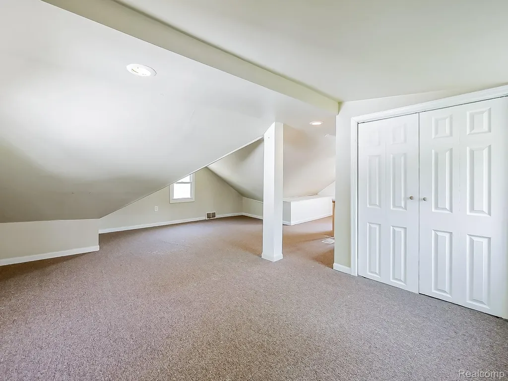 13957 San Jose Avenue Redford Charter Township MI 48239