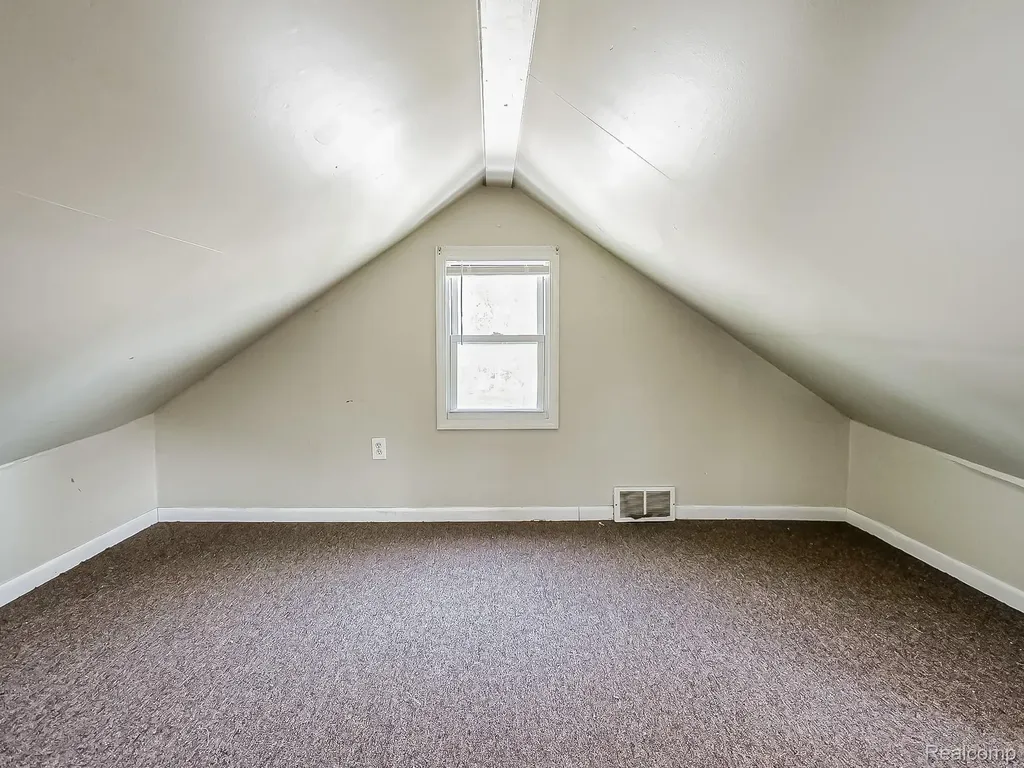 13957 San Jose Avenue Redford Charter Township MI 48239