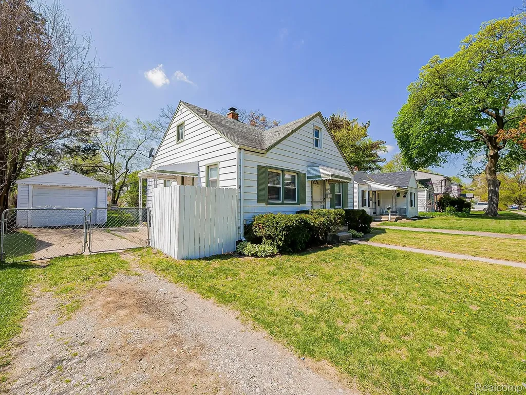13957 San Jose Avenue Redford Charter Township MI 48239