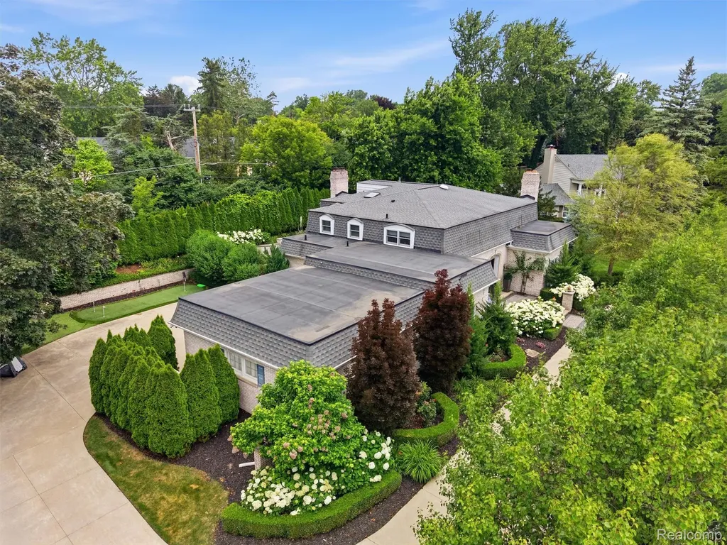 1281 Twin Maples Lane Bloomfield Hills City MI 48301