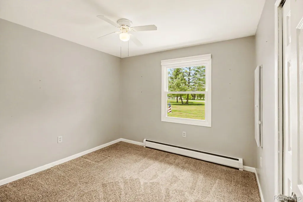 2176 Kingston Drive Hamburg Township MI 48169