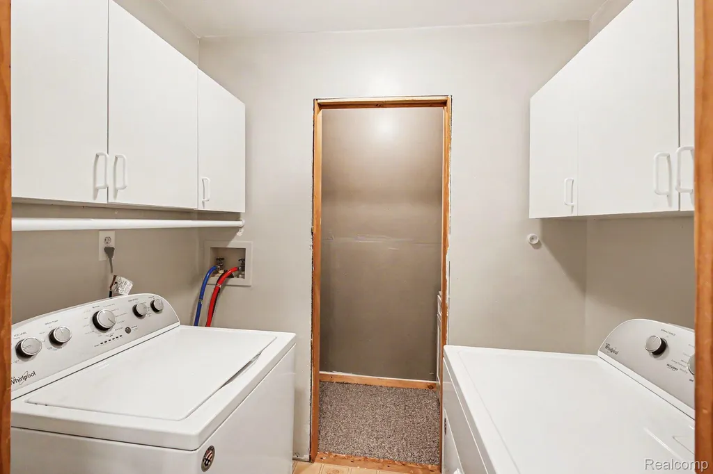 2176 Kingston Drive Hamburg Township MI 48169