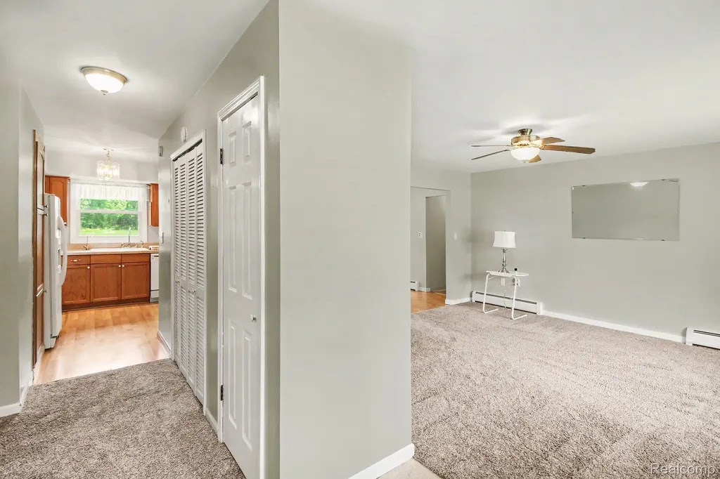2176 Kingston Drive Hamburg Township MI 48169