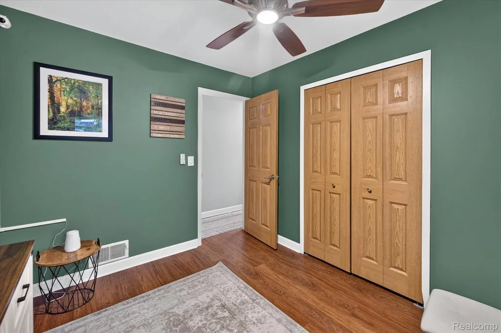 42854 Lombardy Drive Canton Charter Township MI 48187