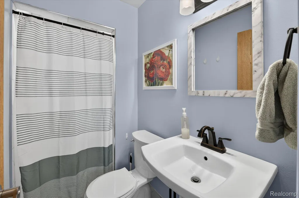 42854 Lombardy Drive Canton Charter Township MI 48187