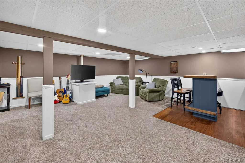 42854 Lombardy Drive Canton Charter Township MI 48187