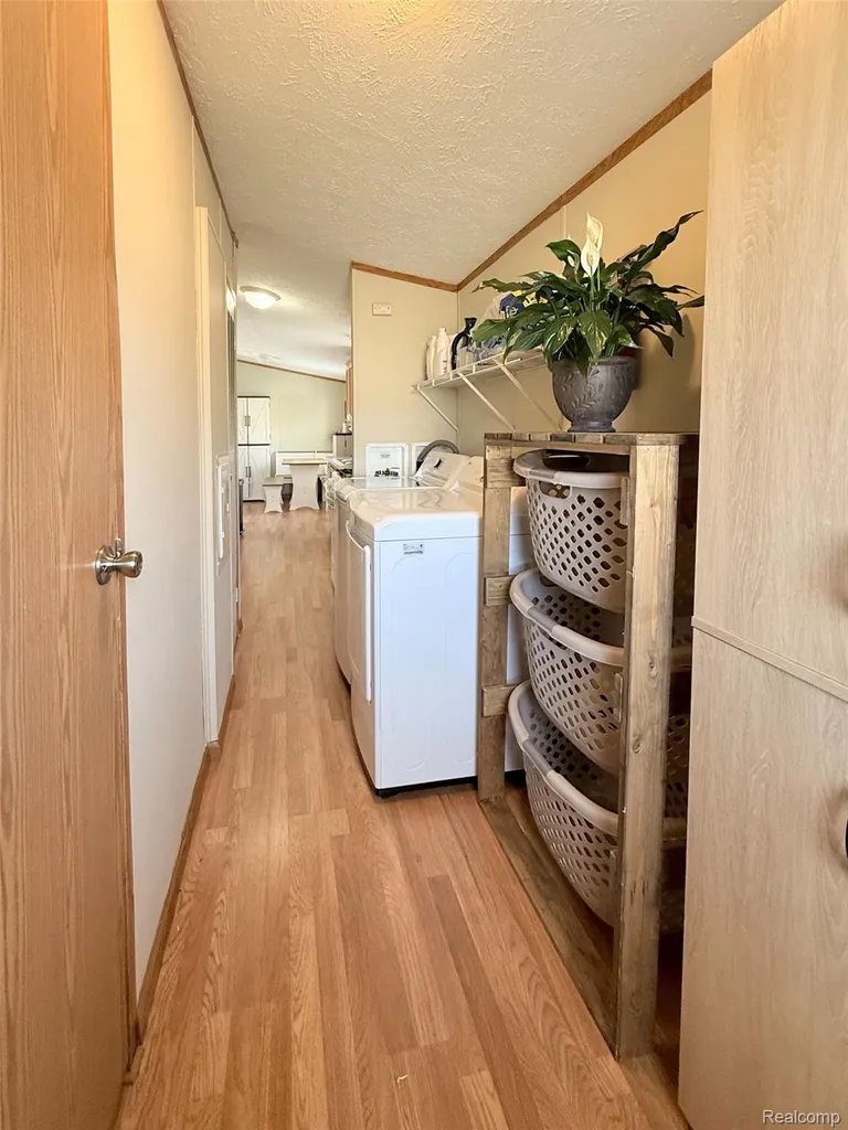 317 Scarlet Oak Lane Augusta Charter Township MI 48190
