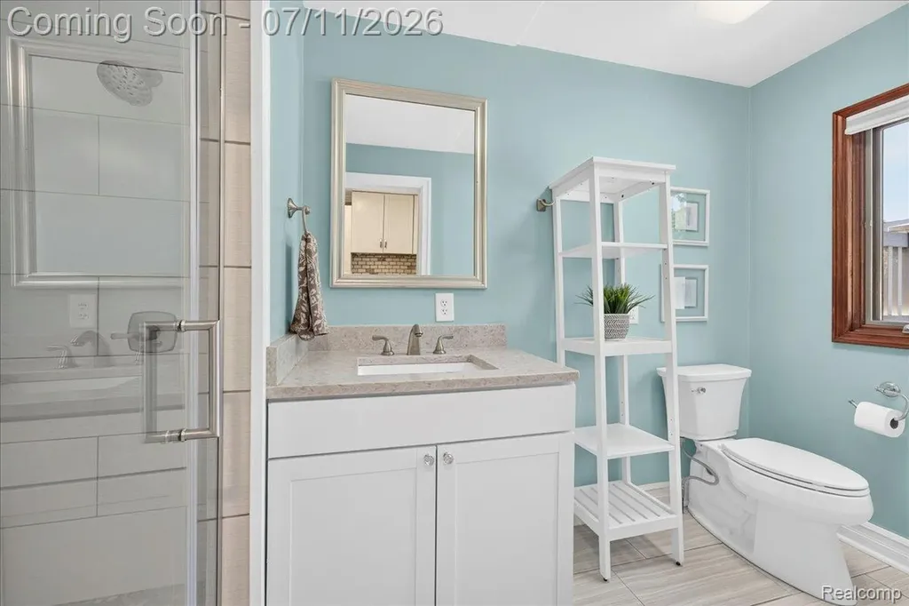 23750 E River Road Grosse Ile Township MI 48138