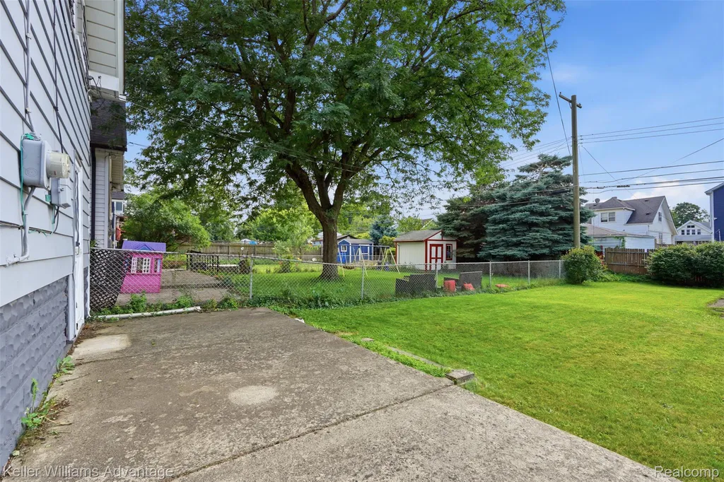 4218 Huron Street Dearborn Heights City MI 48125