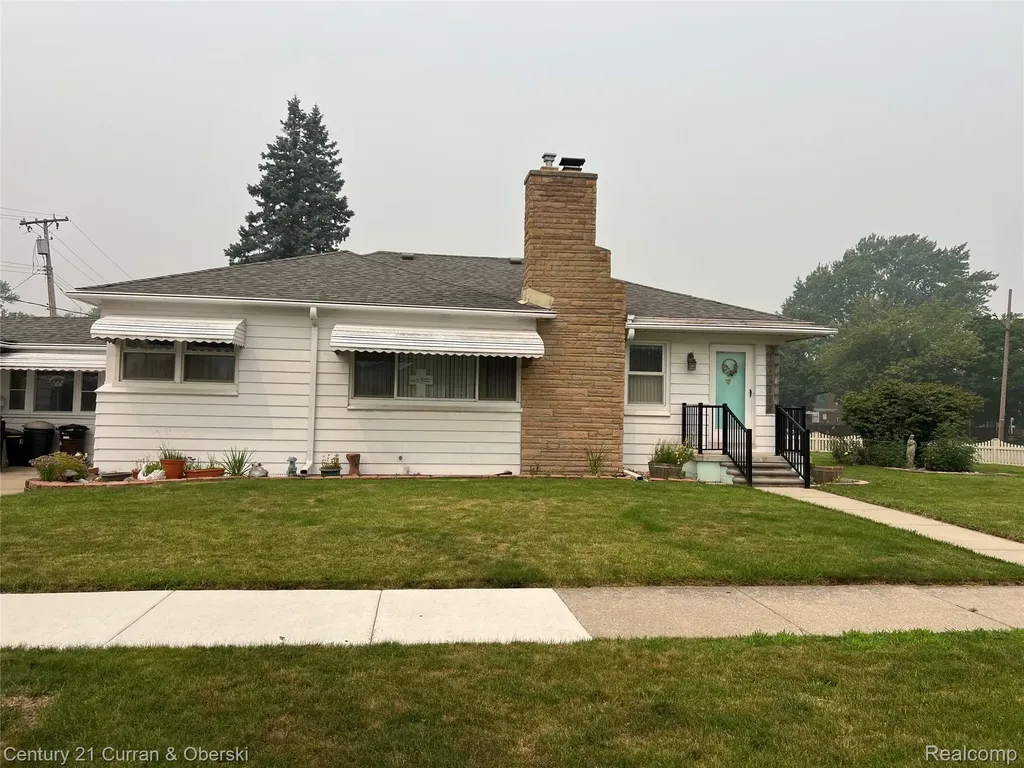 12024 Barberry Street Southgate City MI 48195