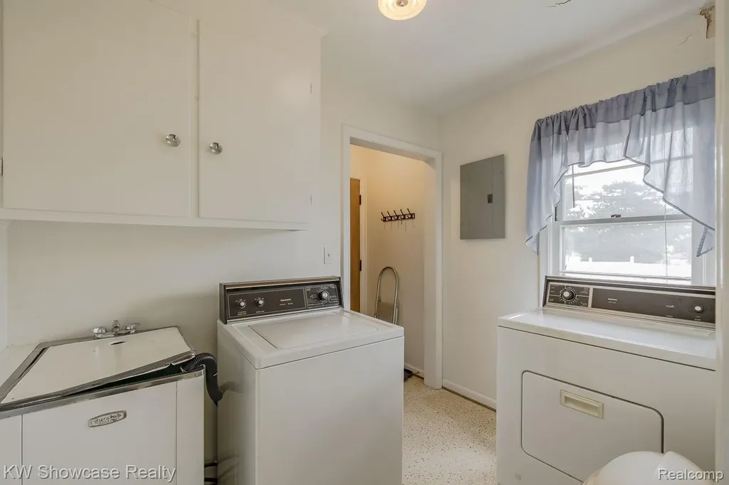 3483 Edison Street Trenton City MI 48183