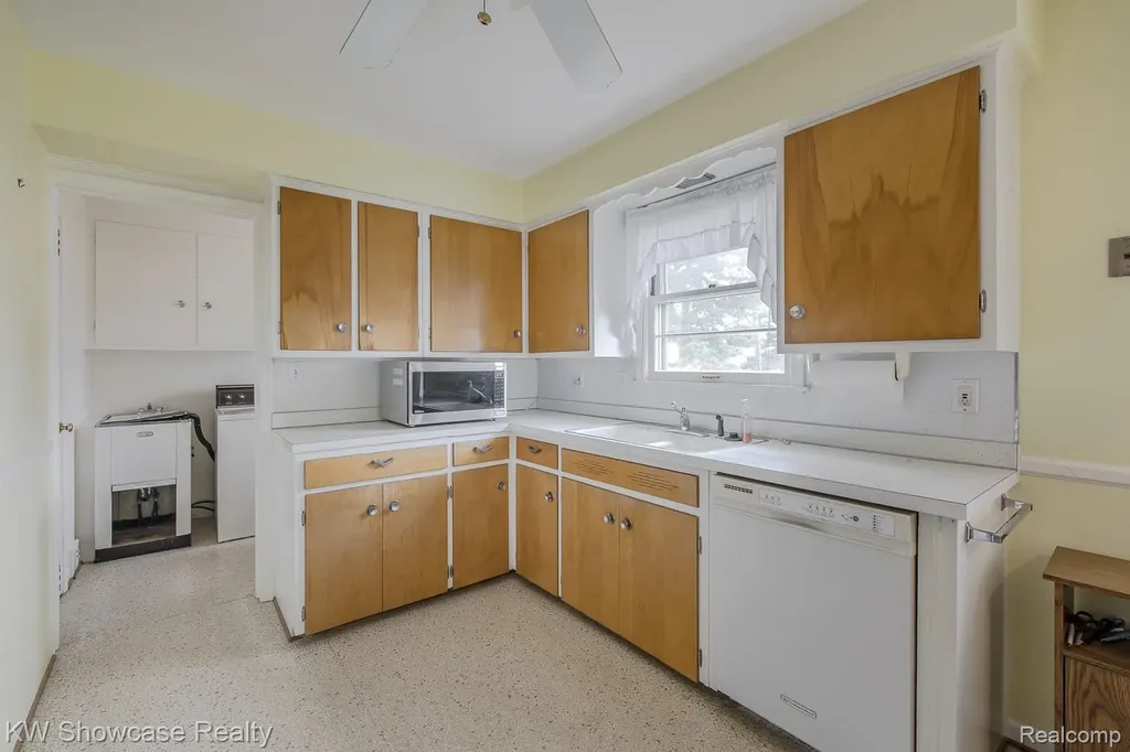 3483 Edison Street Trenton City MI 48183
