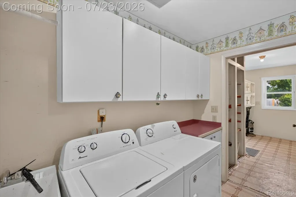 423 Leland Street Flushing City MI 48433