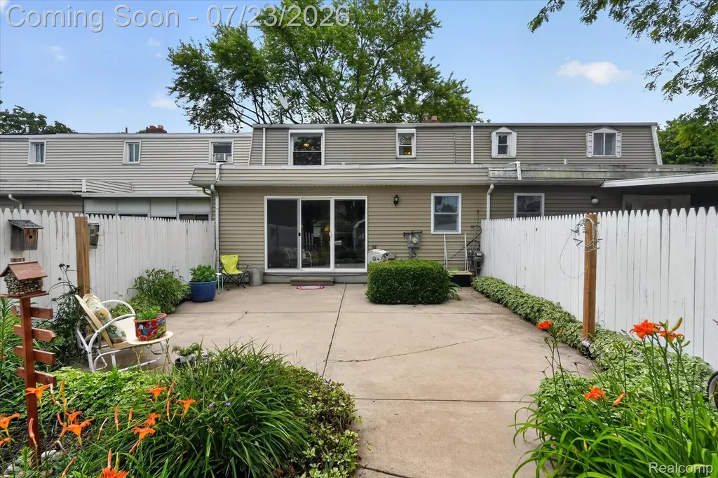 423 Leland Street Flushing City MI 48433