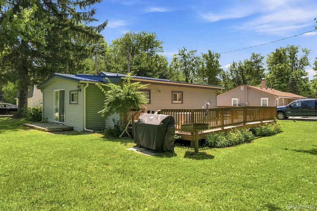 7496 Forest Drive Worth Township MI 48450