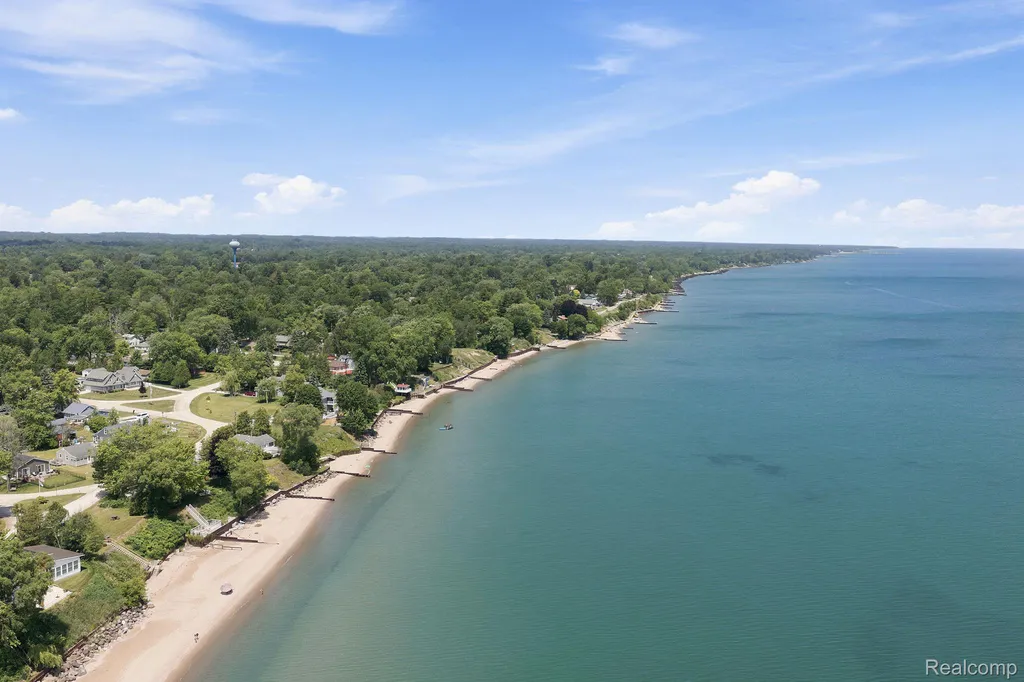 7496 Forest Drive Worth Township MI 48450