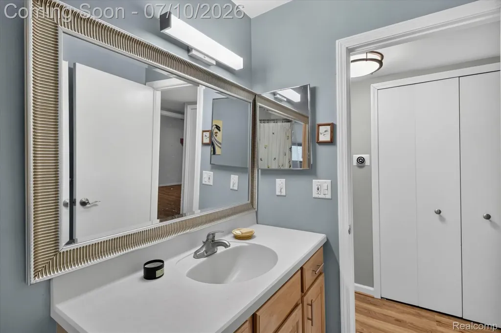 35 N Hulbert Street White Lake Charter Township MI 48386