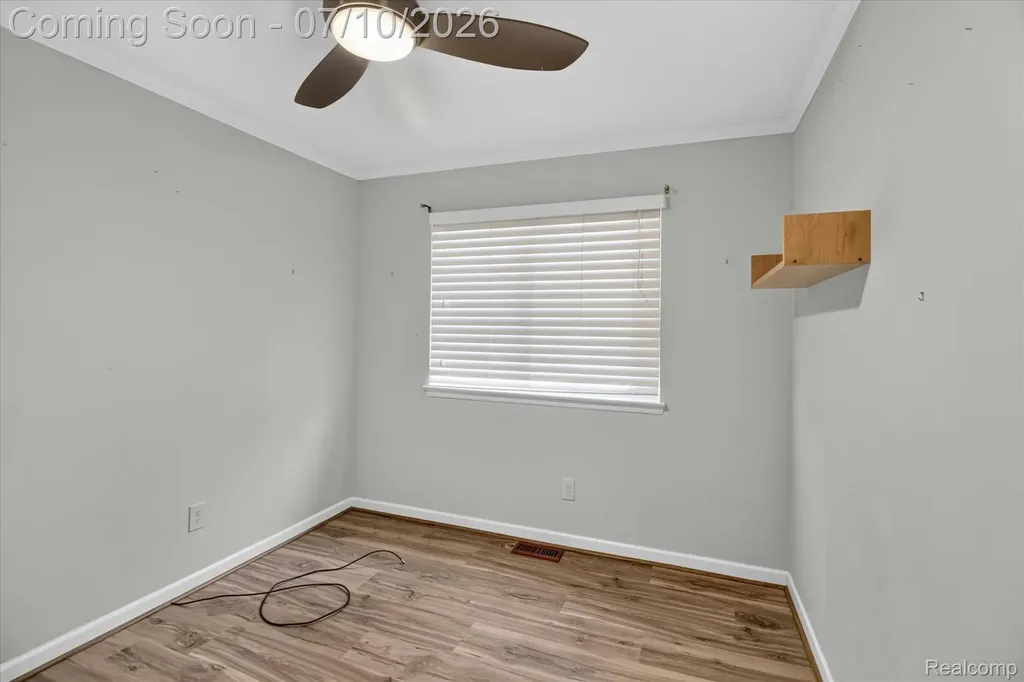 35 N Hulbert Street White Lake Charter Township MI 48386