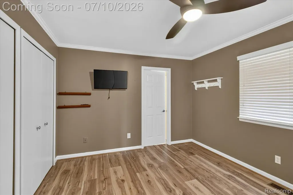35 N Hulbert Street White Lake Charter Township MI 48386
