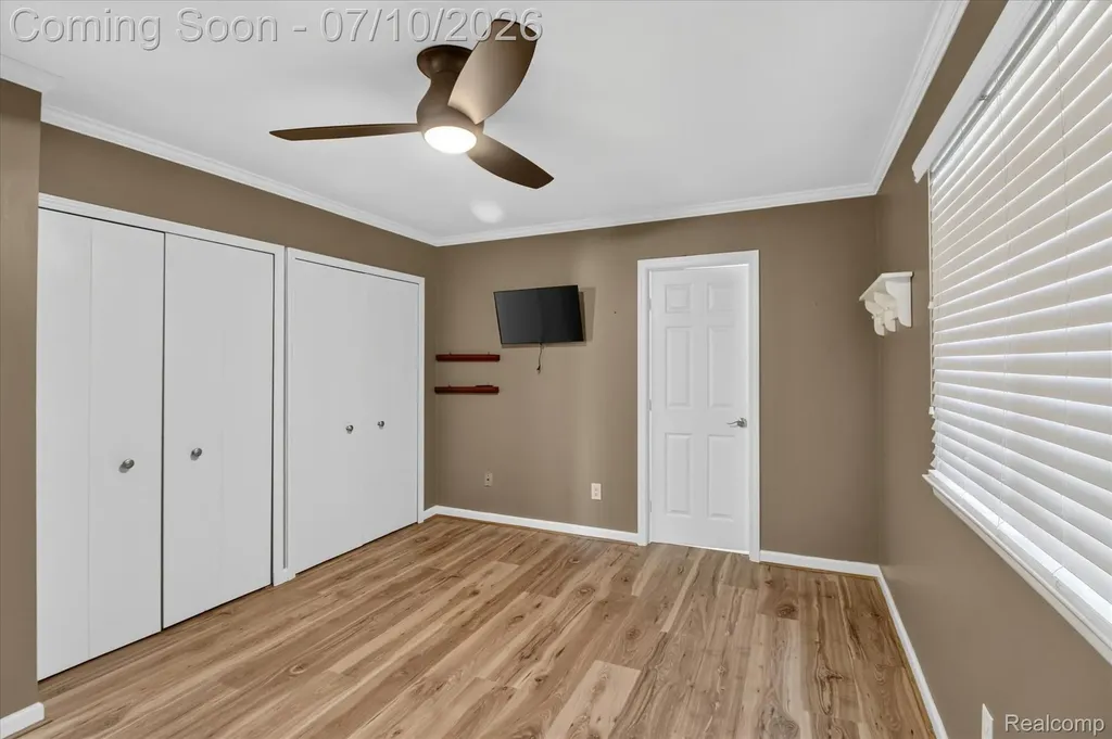 35 N Hulbert Street White Lake Charter Township MI 48386