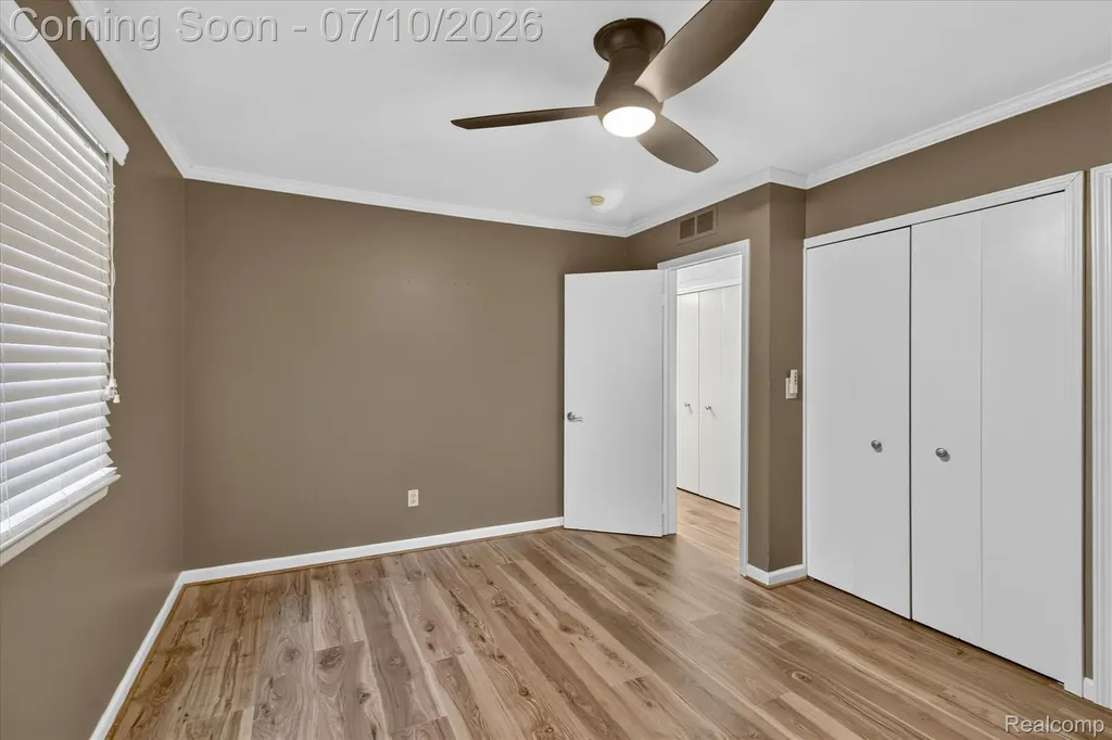 35 N Hulbert Street White Lake Charter Township MI 48386