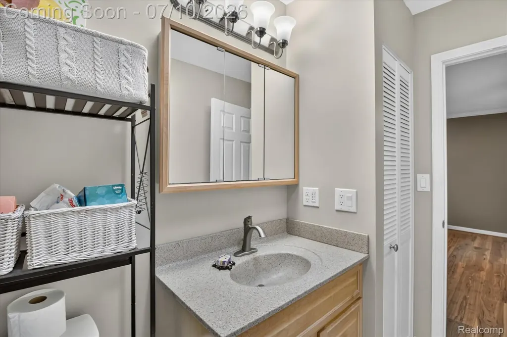 35 N Hulbert Street White Lake Charter Township MI 48386
