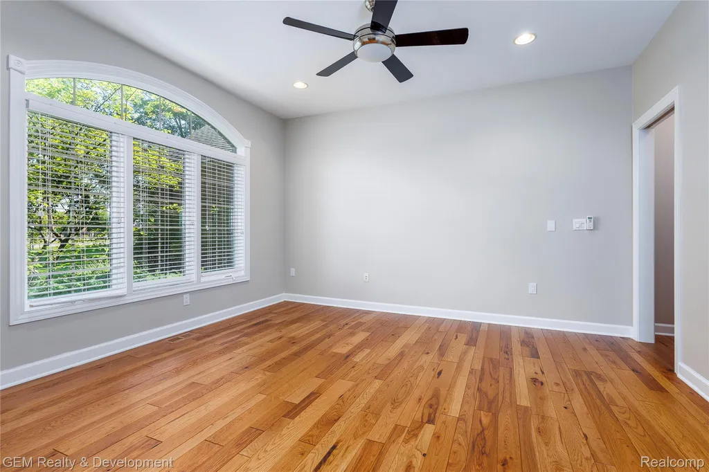 9054 Green Hickory Lane Tyrone Township MI 48430