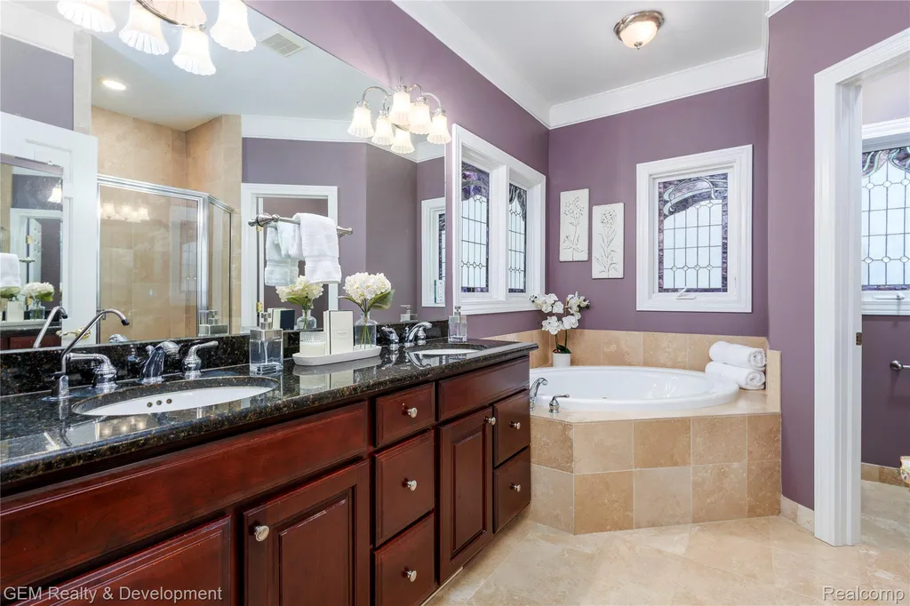9054 Green Hickory Lane Tyrone Township MI 48430