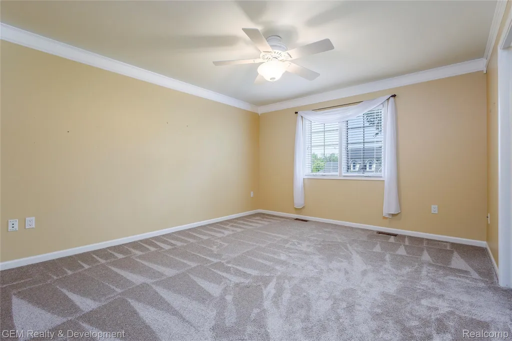 9054 Green Hickory Lane Tyrone Township MI 48430