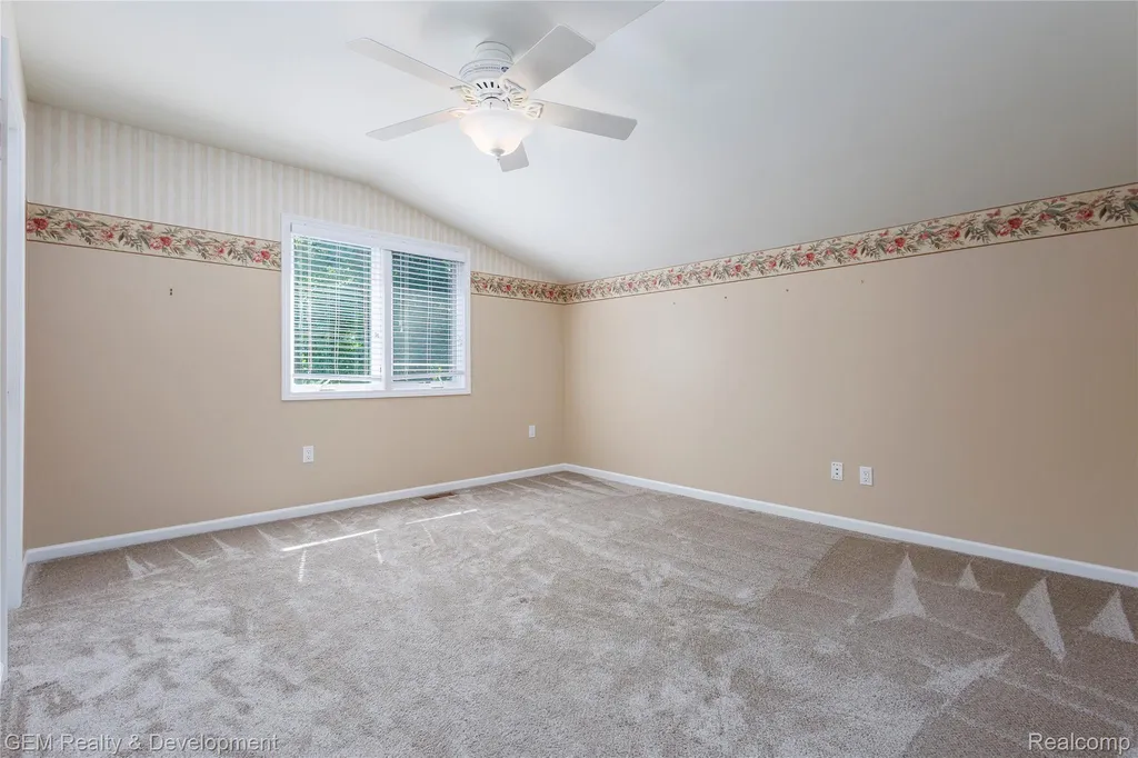9054 Green Hickory Lane Tyrone Township MI 48430