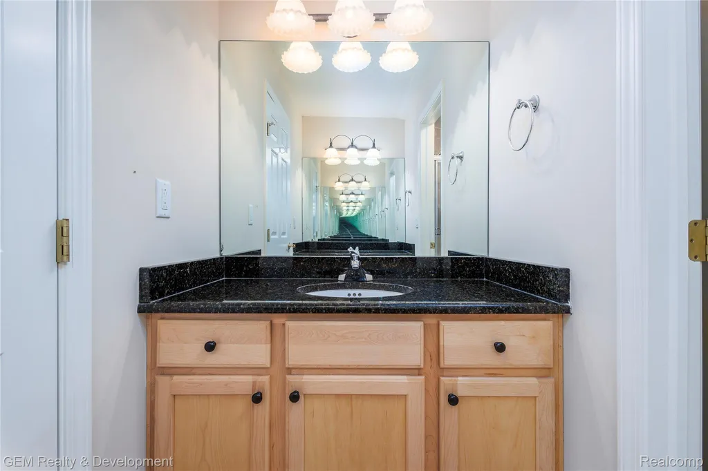 9054 Green Hickory Lane Tyrone Township MI 48430