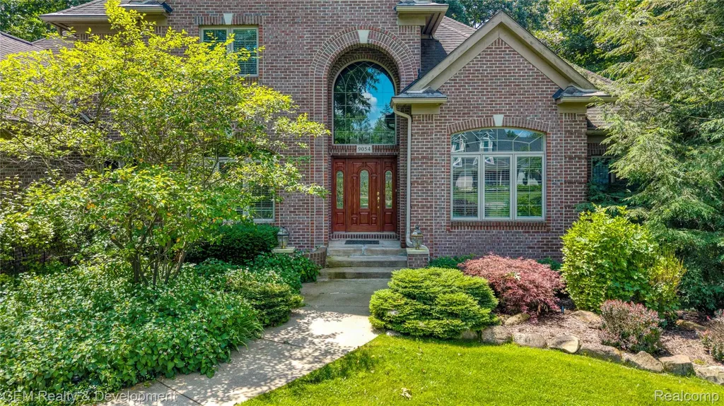 9054 Green Hickory Lane Tyrone Township MI 48430