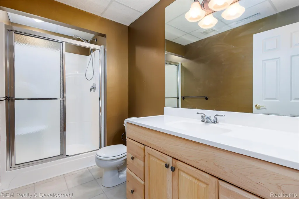 9054 Green Hickory Lane Tyrone Township MI 48430