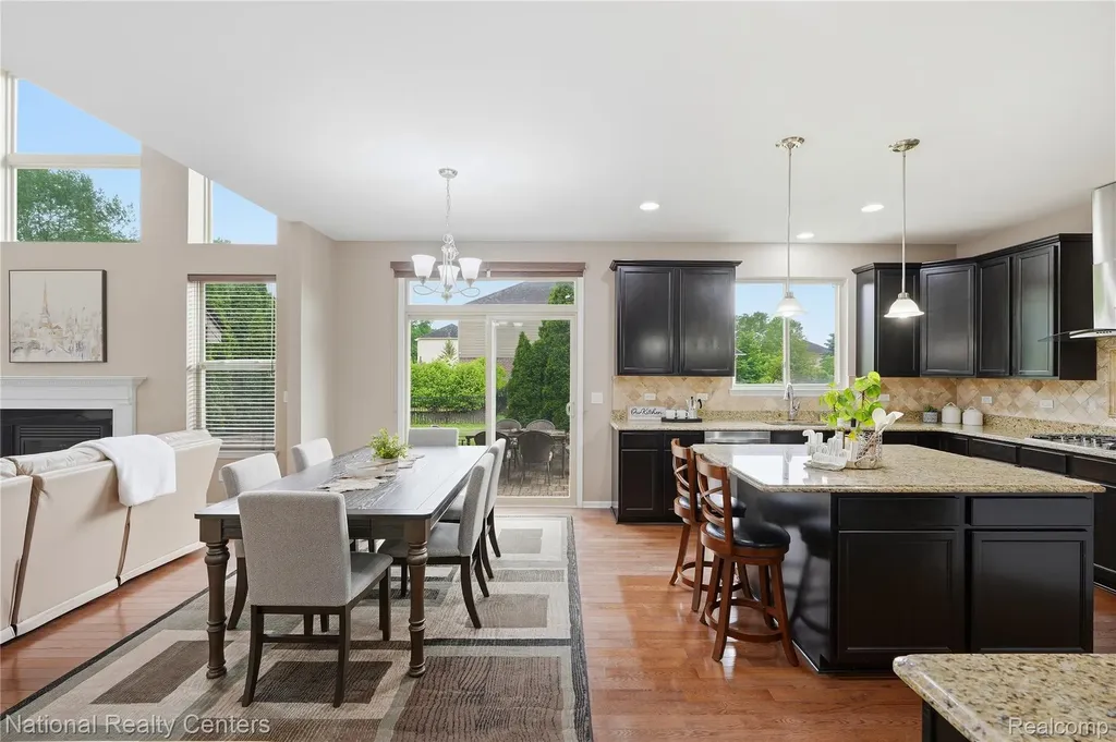 52347 Ferndale Drive Lyon Charter Township MI 48167
