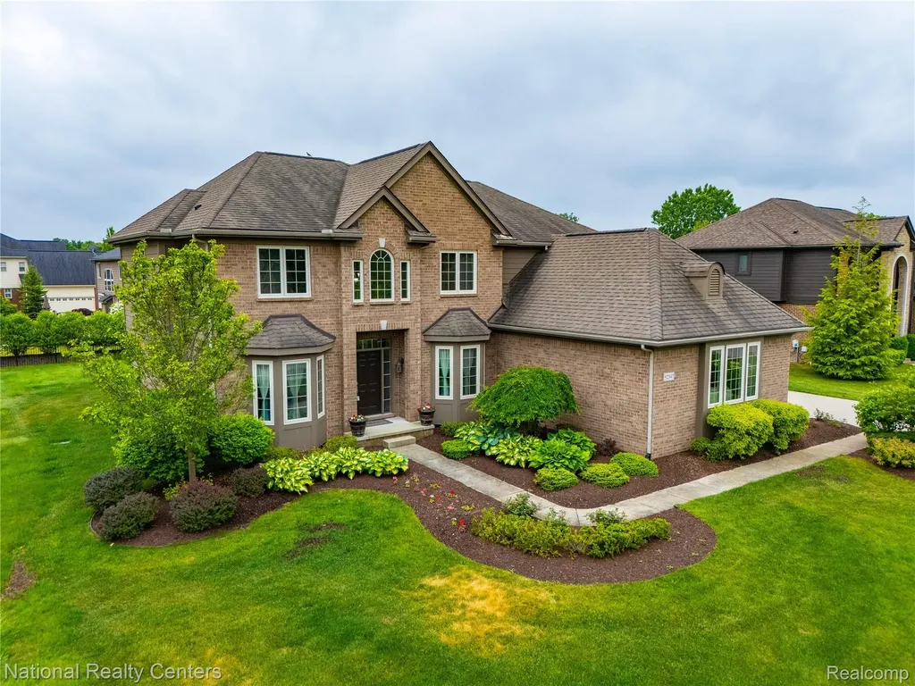 52347 Ferndale Drive Lyon Charter Township MI 48167