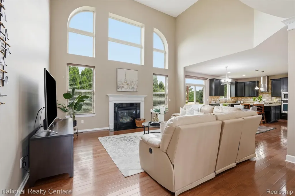 52347 Ferndale Drive Lyon Charter Township MI 48167