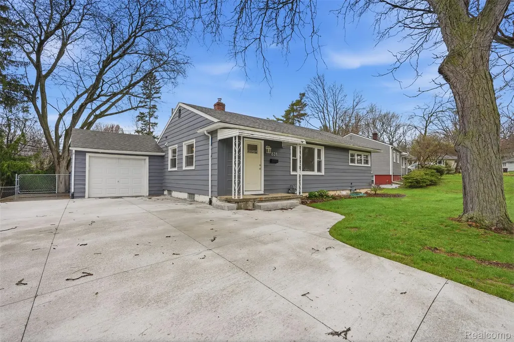 831 Loyola Drive Ann Arbor City MI 48103