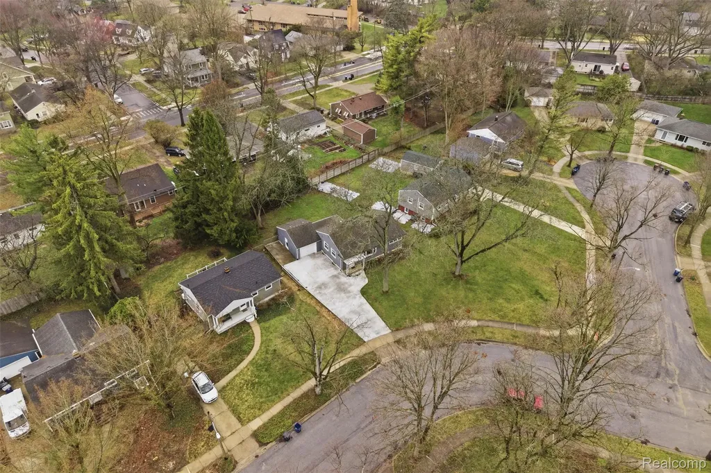 831 Loyola Drive Ann Arbor City MI 48103