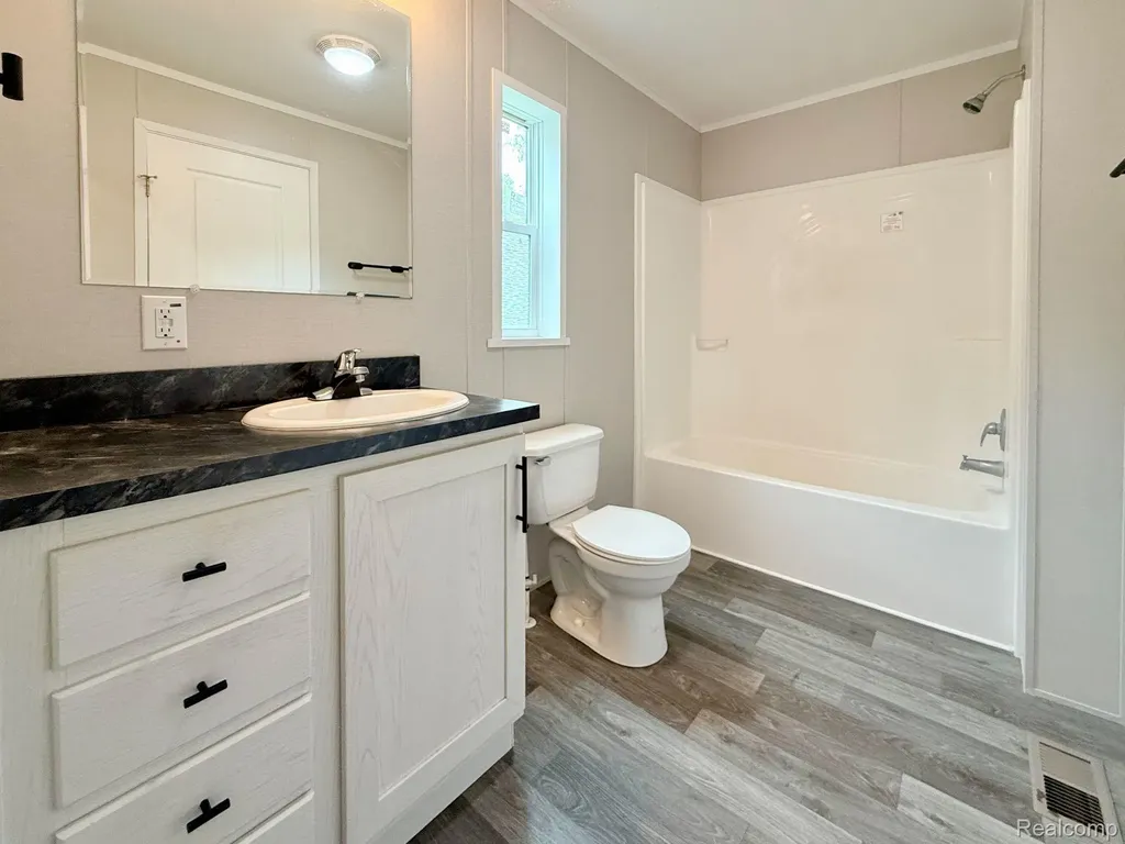 258 Diamond Circle Northfield Township MI 48189