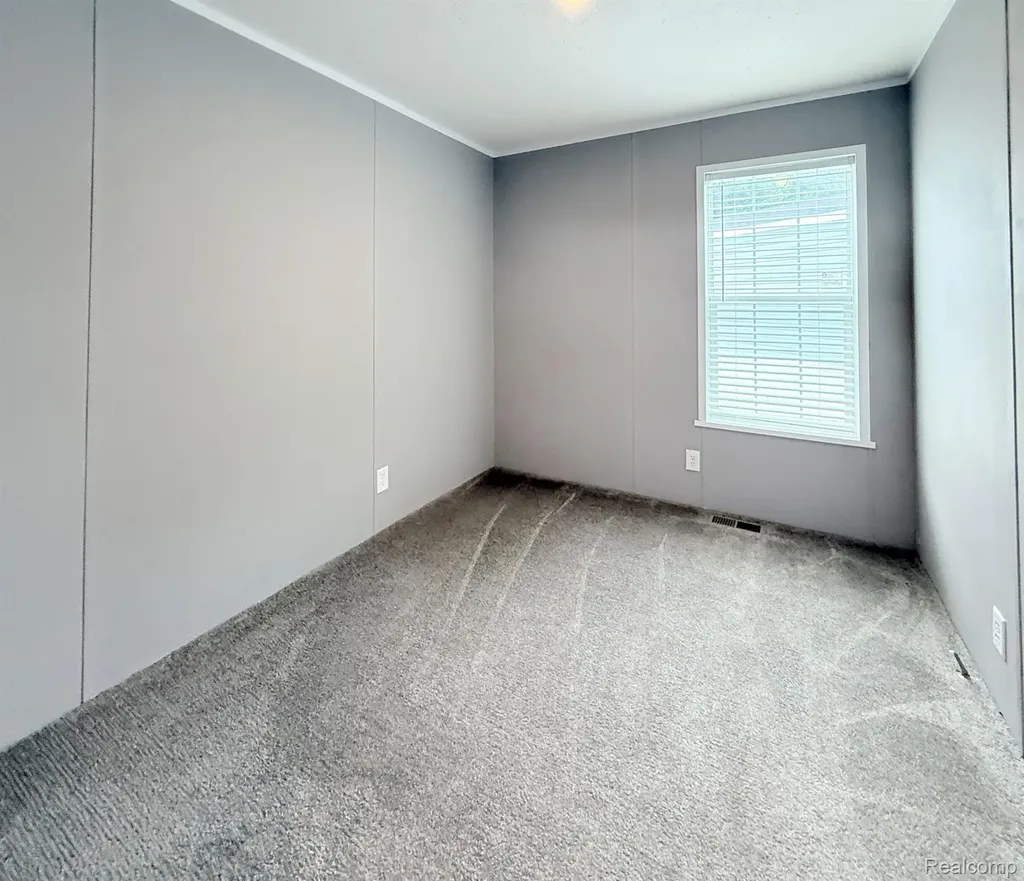 258 Diamond Circle Northfield Township MI 48189