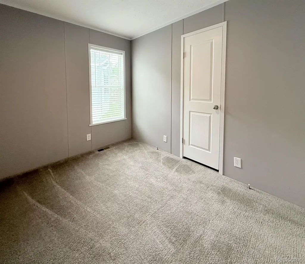 258 Diamond Circle Northfield Township MI 48189