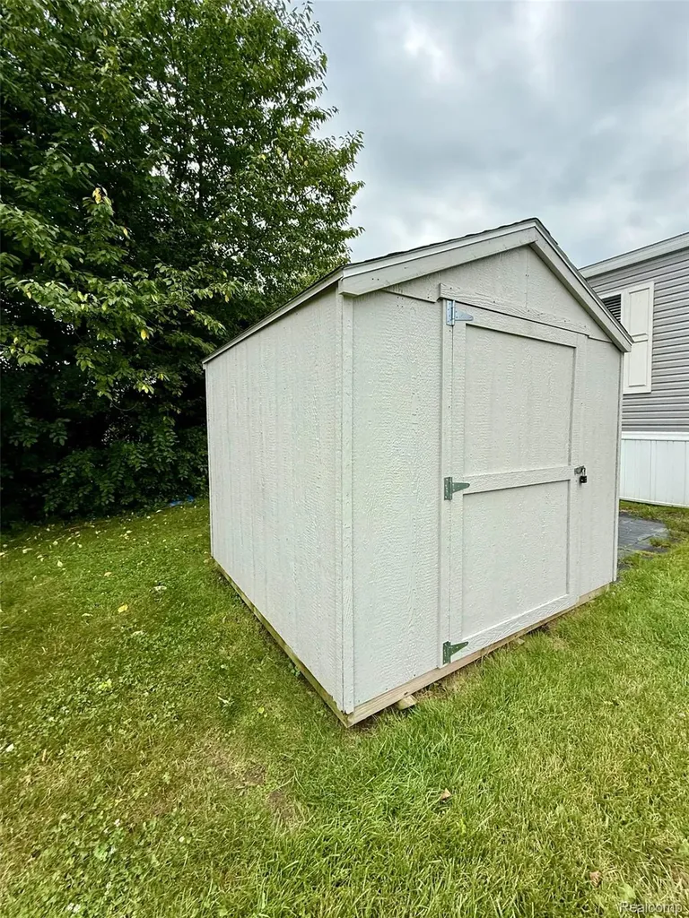 258 Diamond Circle Northfield Township MI 48189